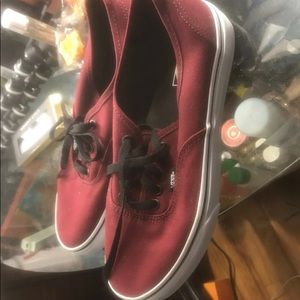 Burgundy low top Vans